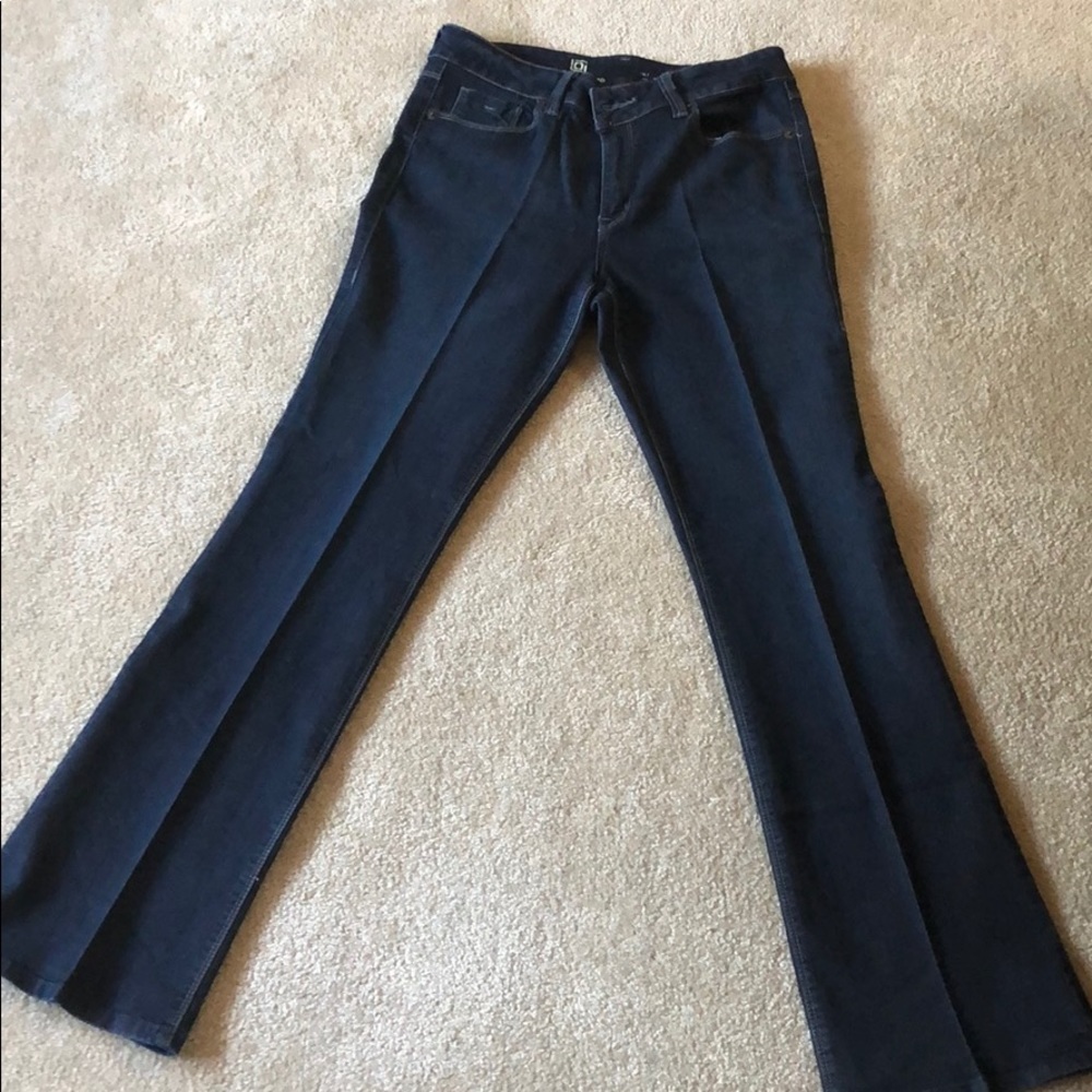 Liz Claiborne dark wash jean - Picture 3 of 3